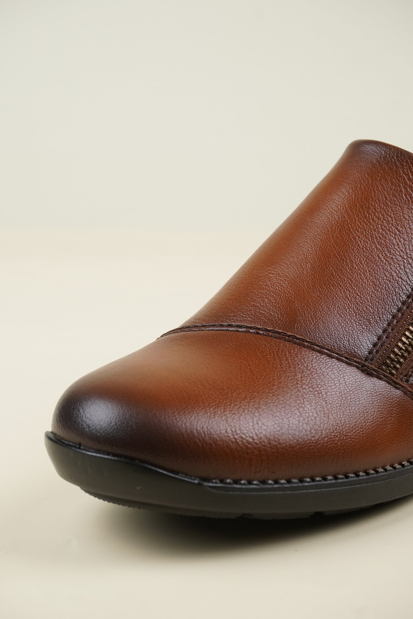 Comfort Slip-On Women's Shoes - Camel
