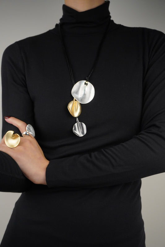 Fém Szirom Hosszú Nyaklánc