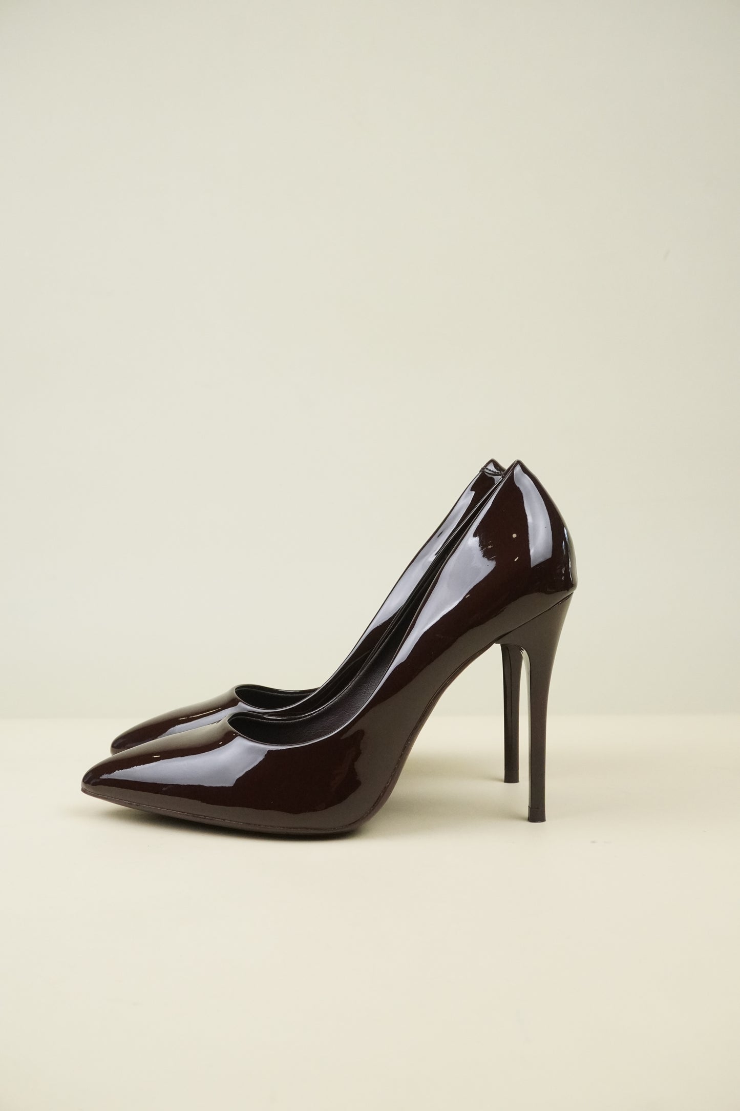 Classic High Heels - Coffee