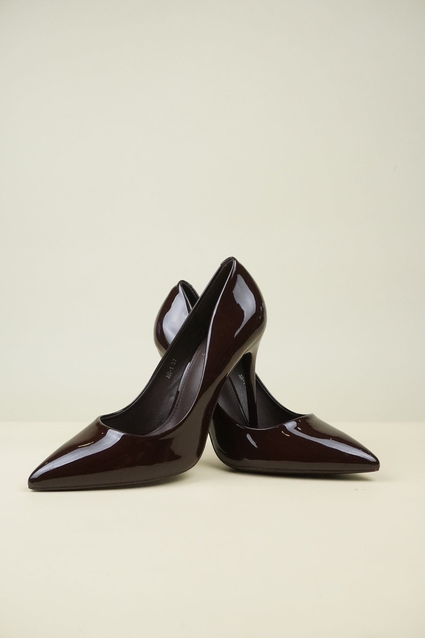 Classic High Heels - Coffee