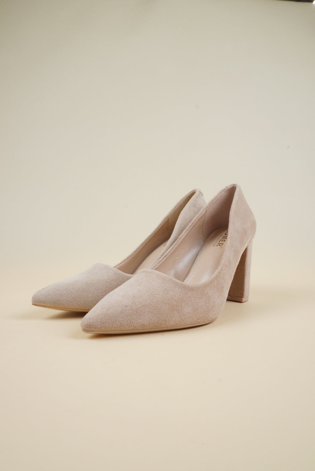 Suede Pumps - Beige