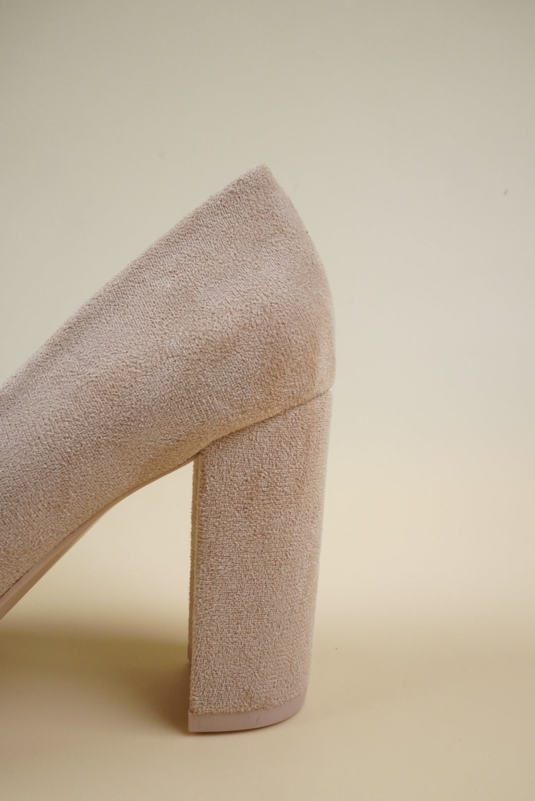 Suede Pumps - Beige