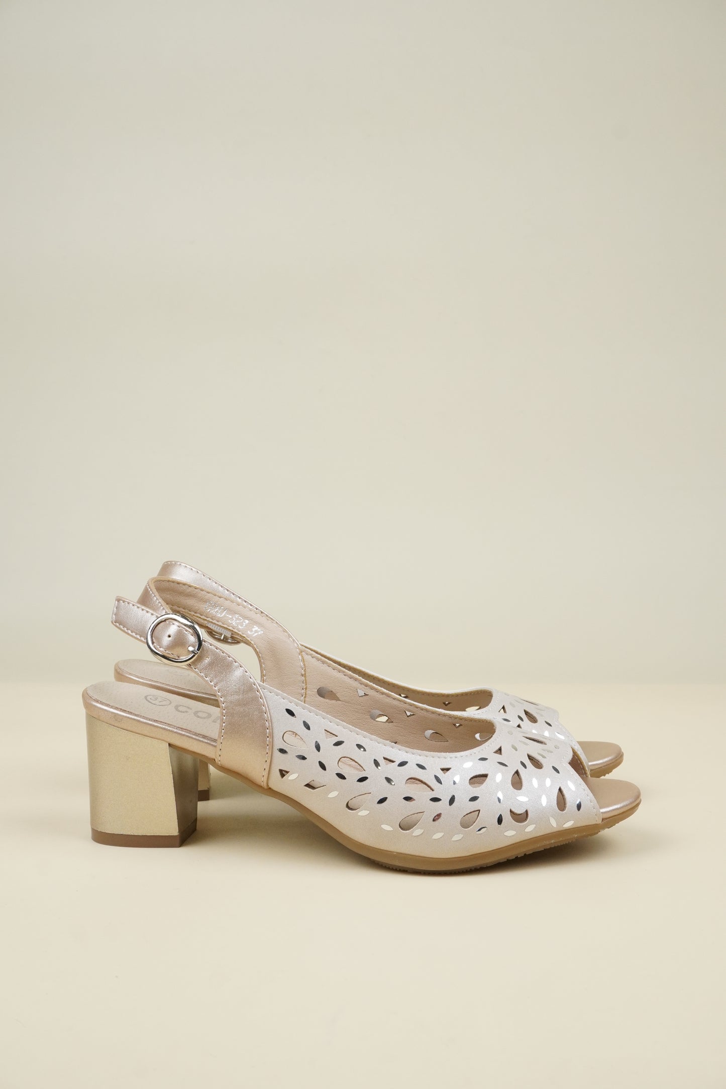 Női Középmagas Sarkú Slingback Szandál - Bézs