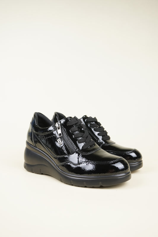 Women's Wedge Sneakers - Black