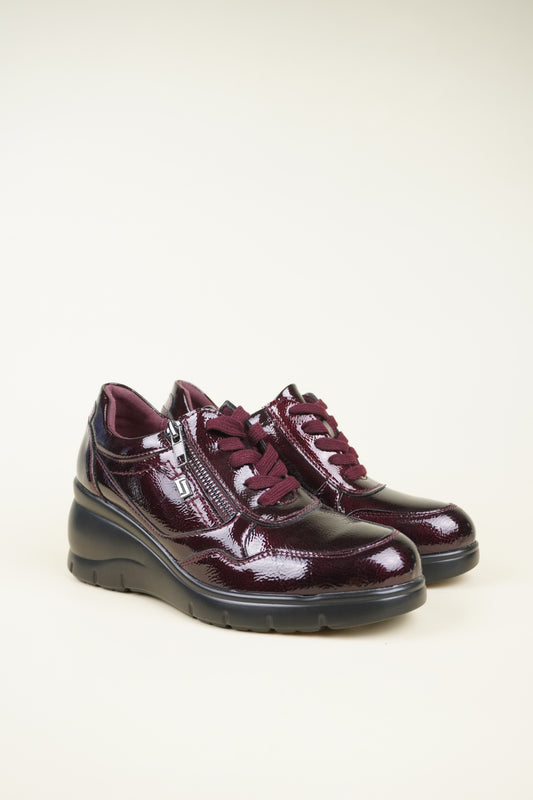 Women's Wedge Sneakers - Wine