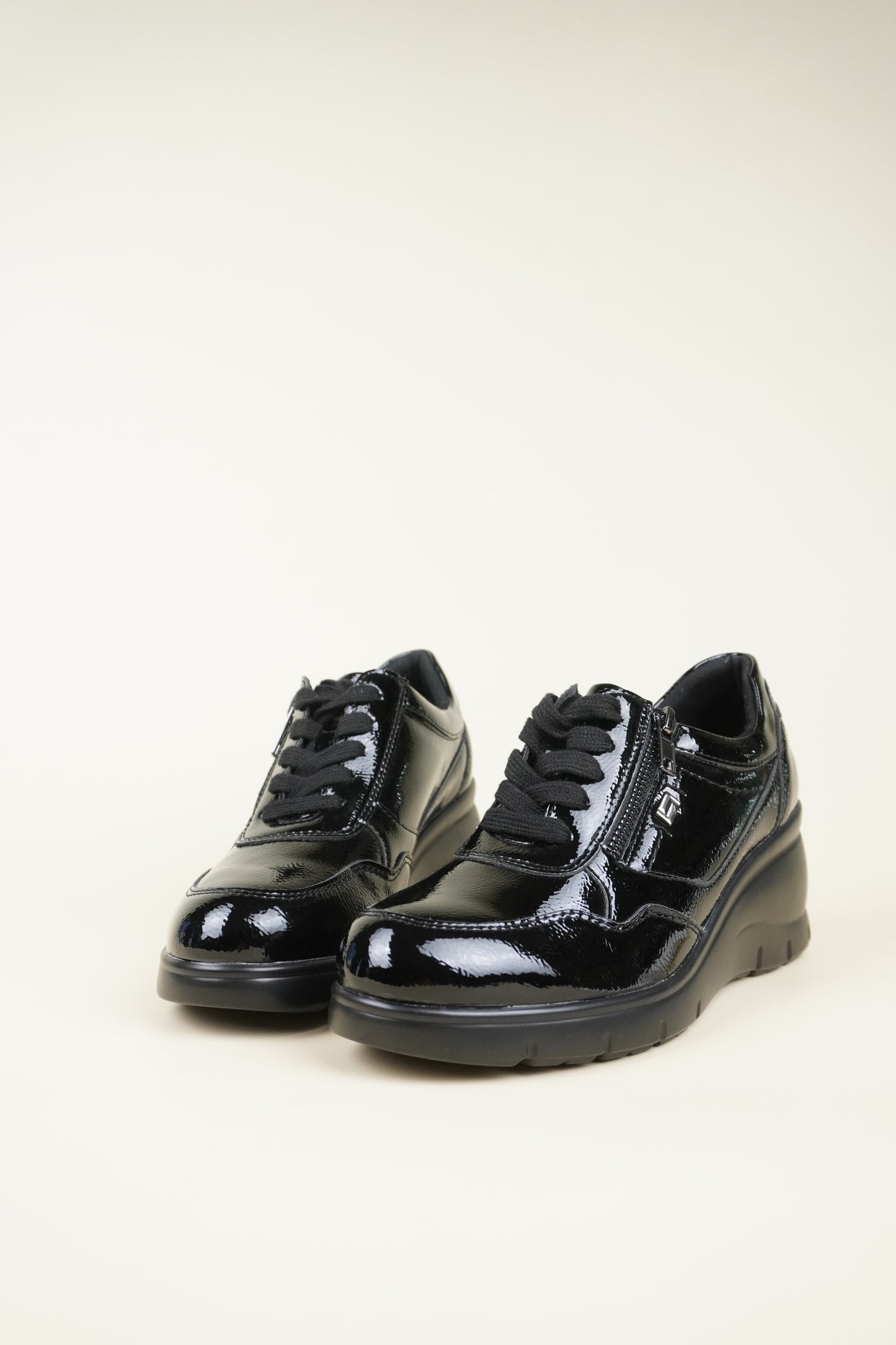 Women's Wedge Sneakers - Black
