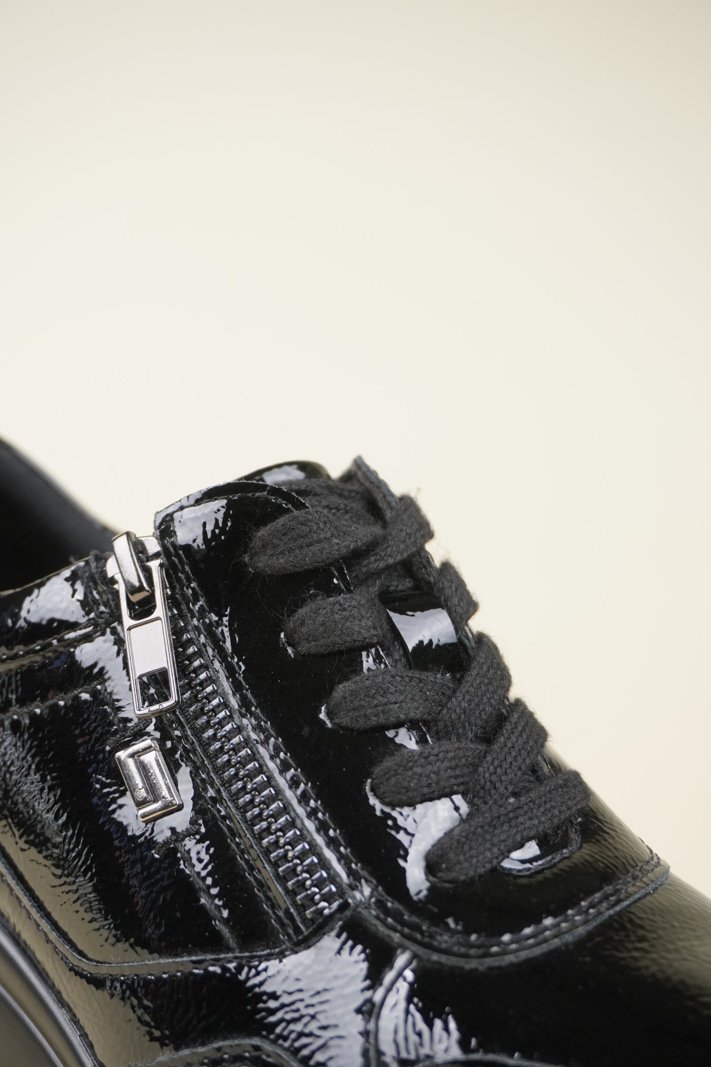 Women's Wedge Sneakers - Black