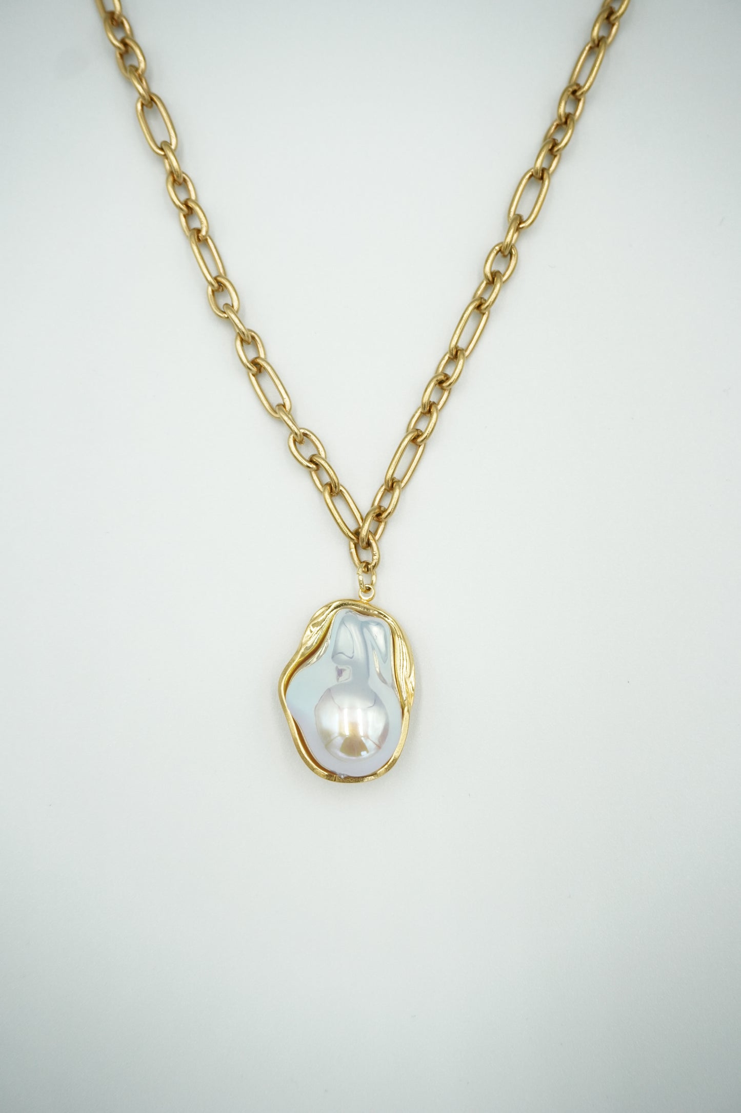 Baroque Imitation Pearl Pendant Necklace