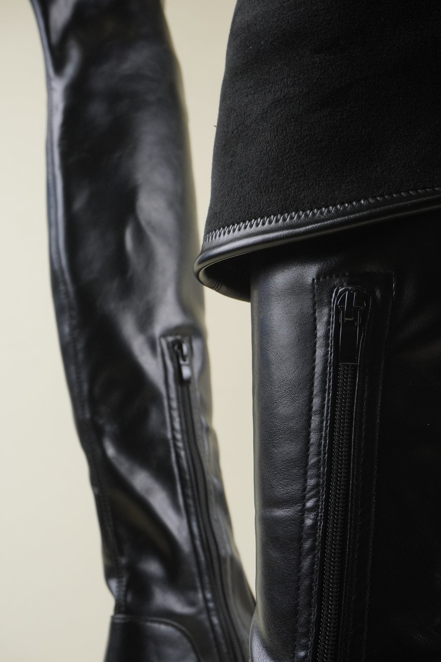 Térd Fölötti Csizma - Fekete