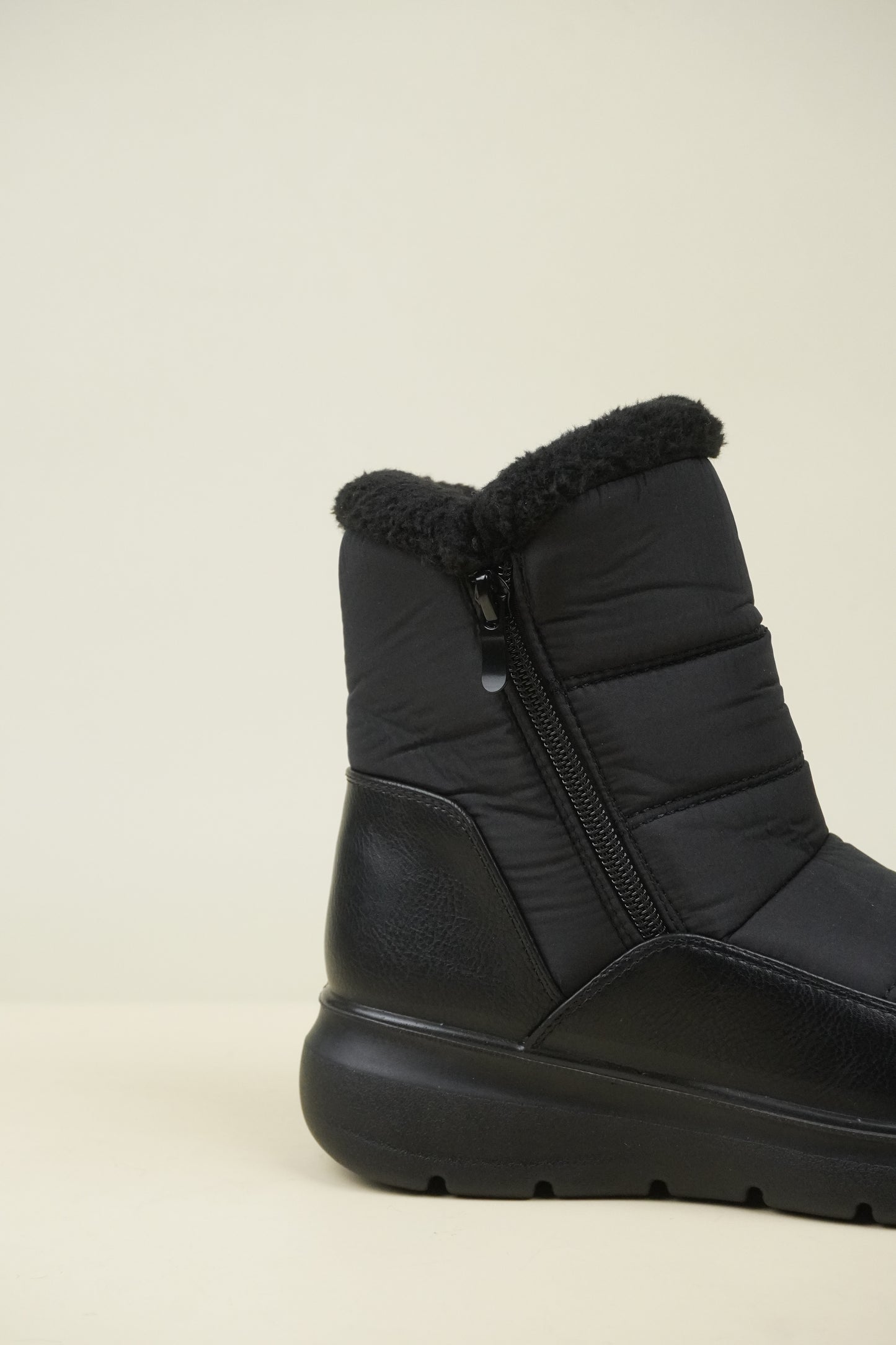 Women's Winter Snow Boots - Black