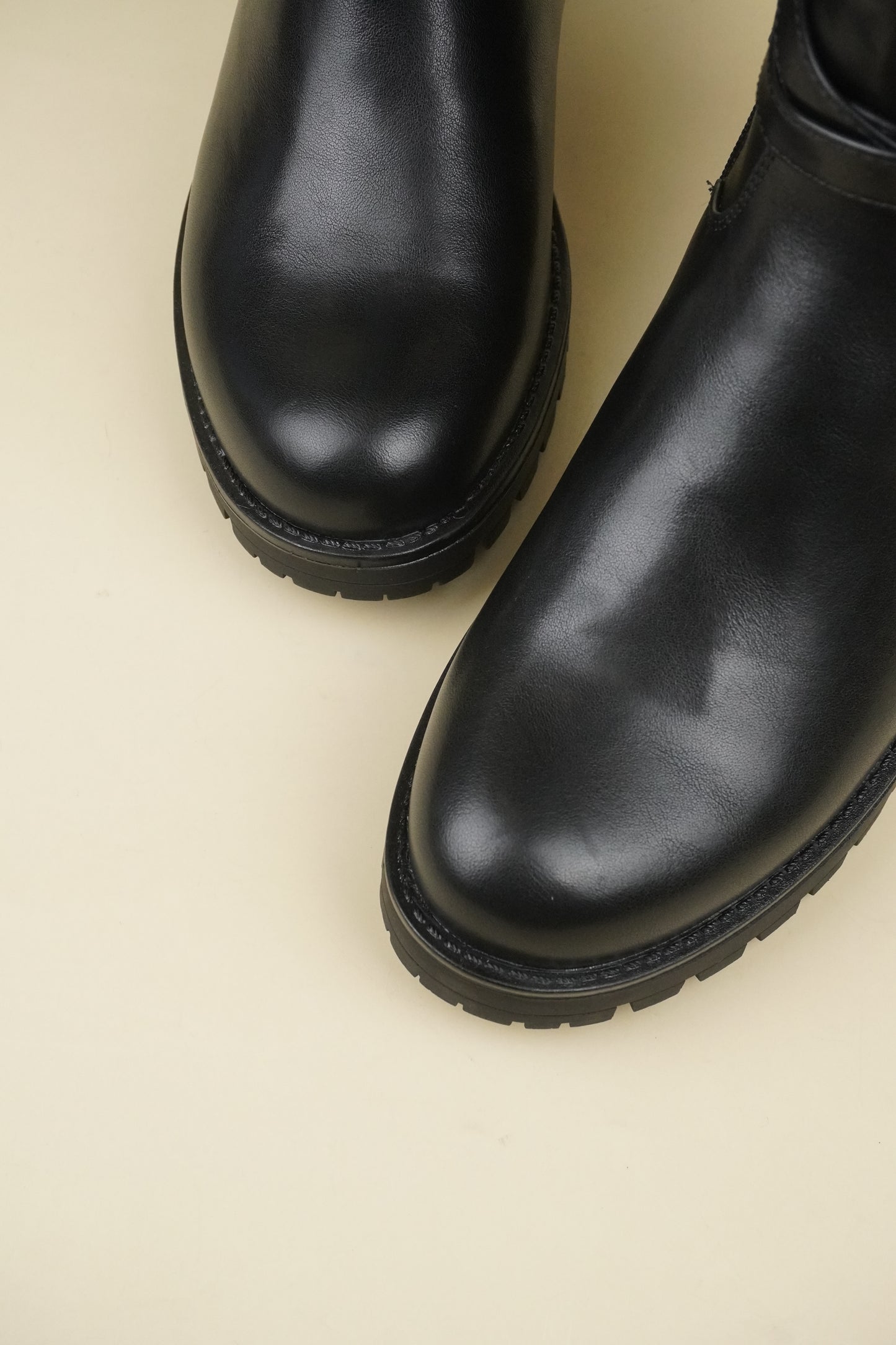 Women's Knee High Boots with Buckle Strap - Black