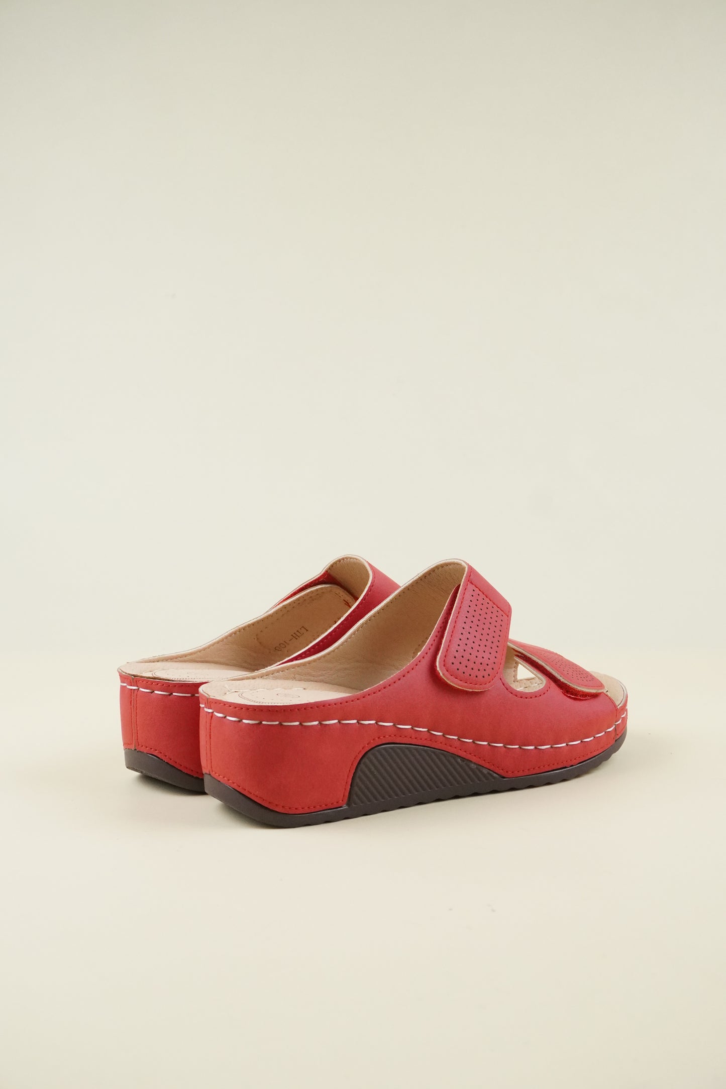 Nyitott Orrú Széles Szabású Wedge Papucs - Piros