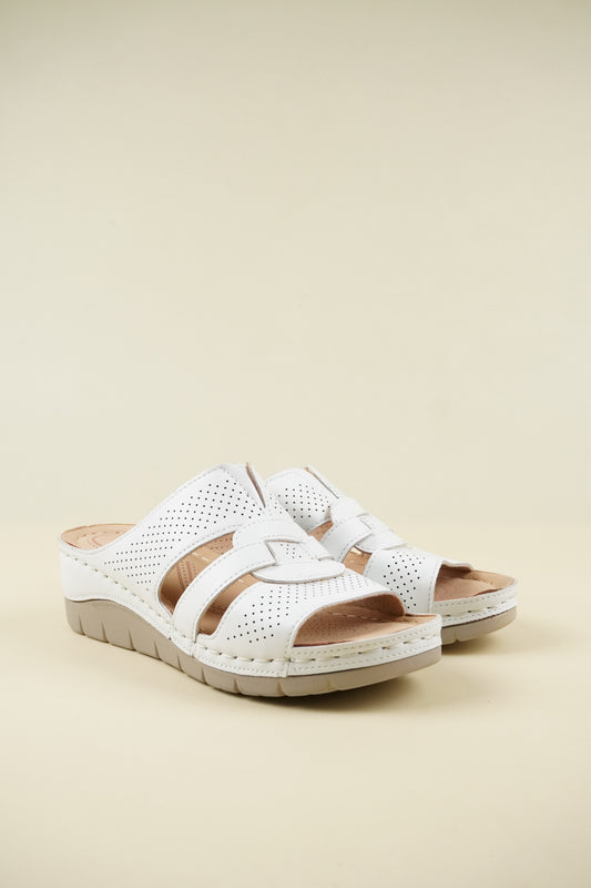 Open-Toe Wide-Fit Wedge Slippers 107 - White