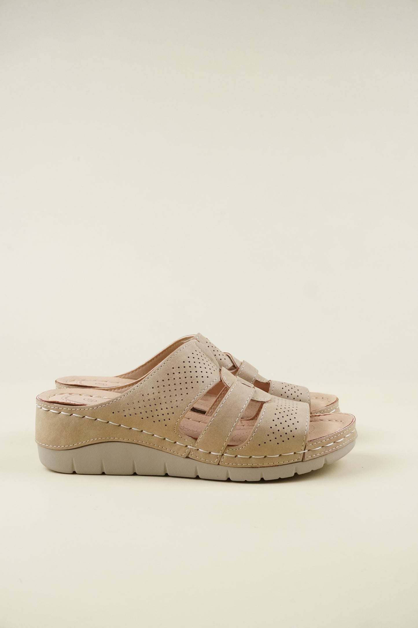 Nyitott Orrú Széles Szabású Wedge Papucs 107 - Khaki