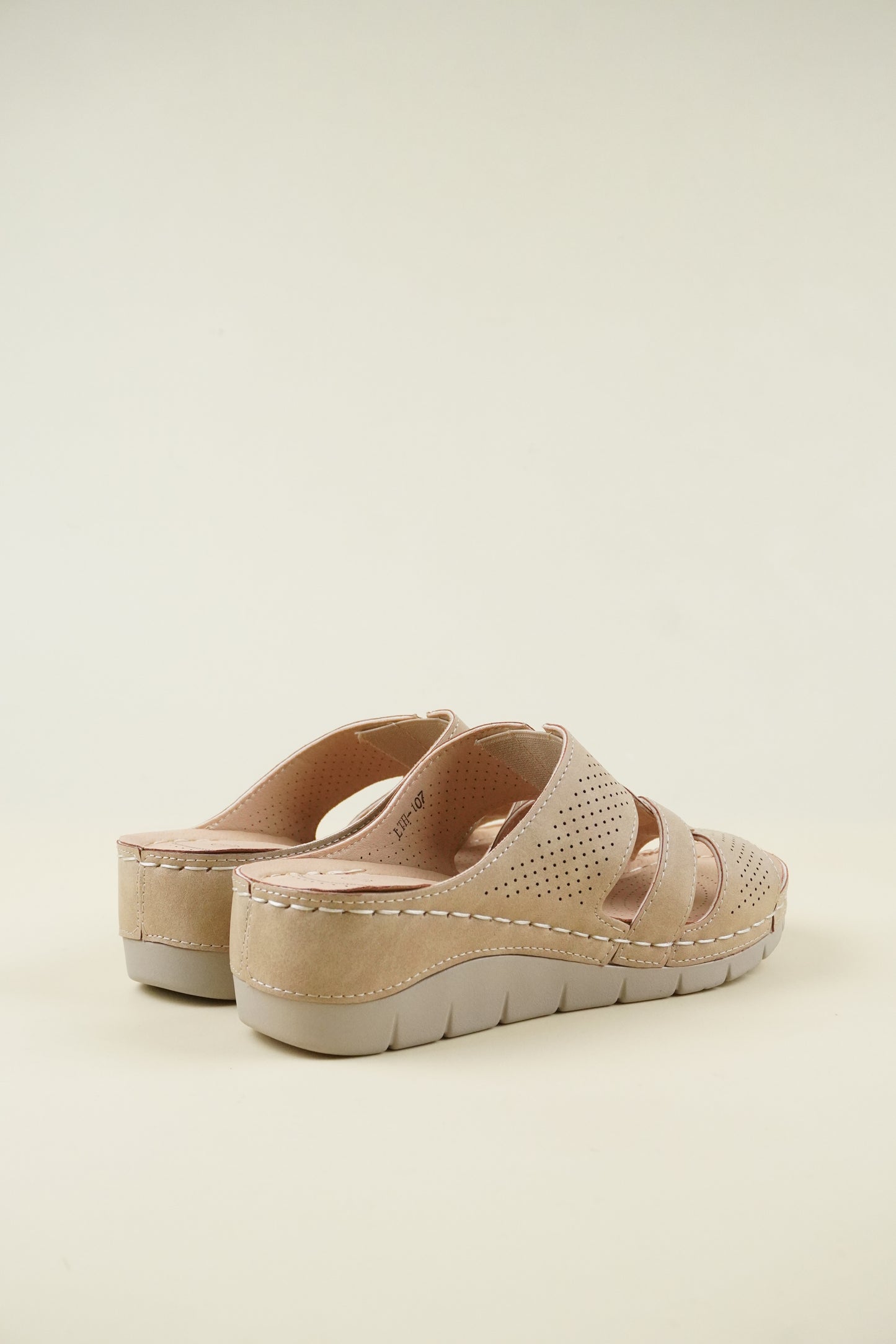 Nyitott Orrú Széles Szabású Wedge Papucs 107 - Khaki
