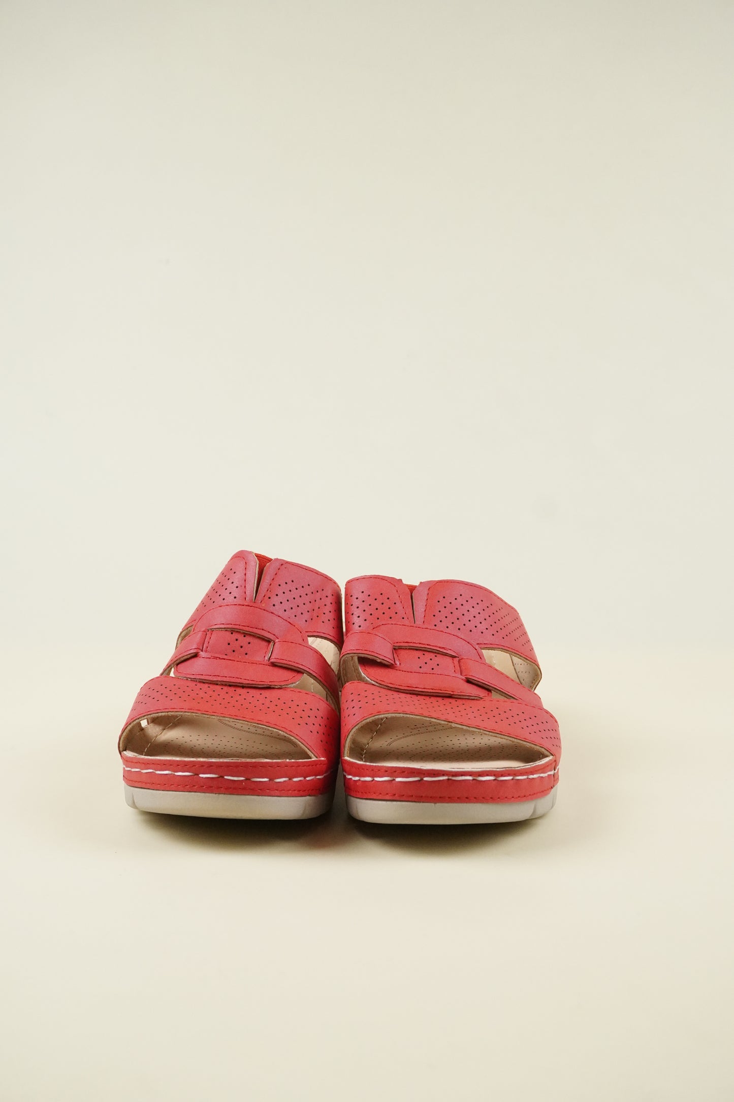 Nyitott Orrú Széles Szabású Wedge Papucs 107 - Piros