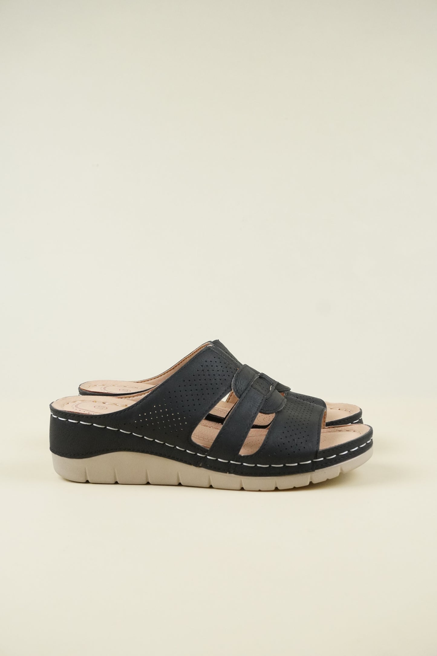 Open-Toe Wide-Fit Wedge Slippers 107 - Black