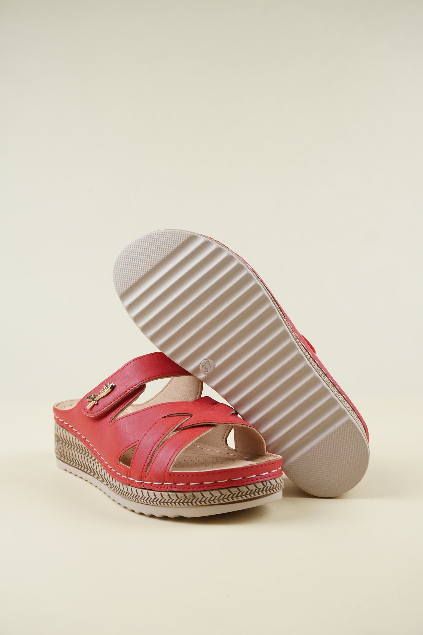 Open-Toe Wide-Fit Wedge Slippers 116 - Red