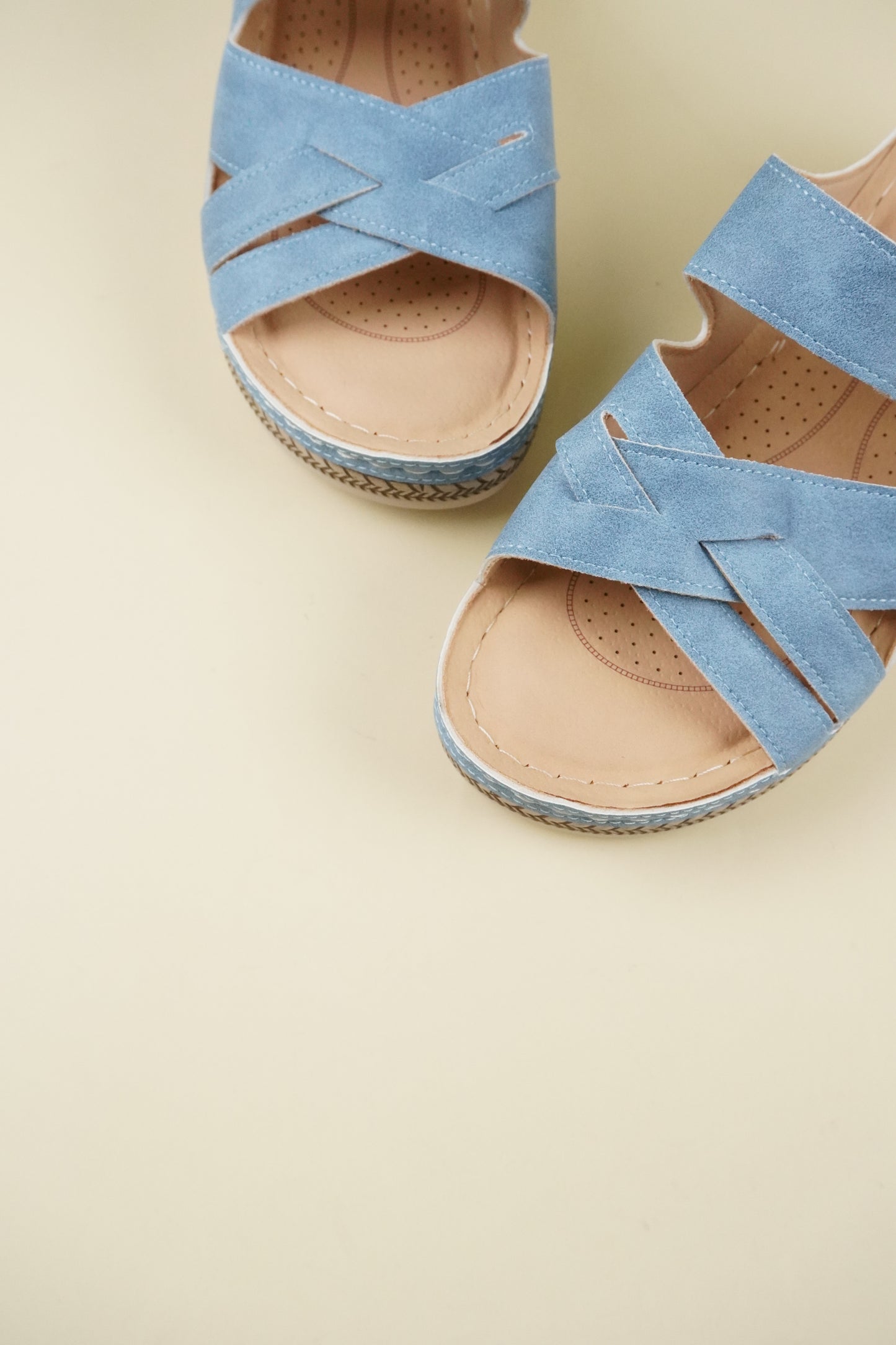 Open-Toe Wide-Fit Wedge Slippers 116 - Blue