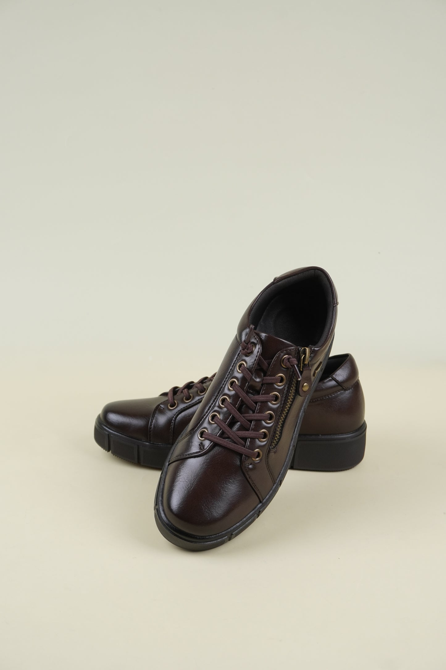 Comfort Y Slip-On Women's Shoes - Brown