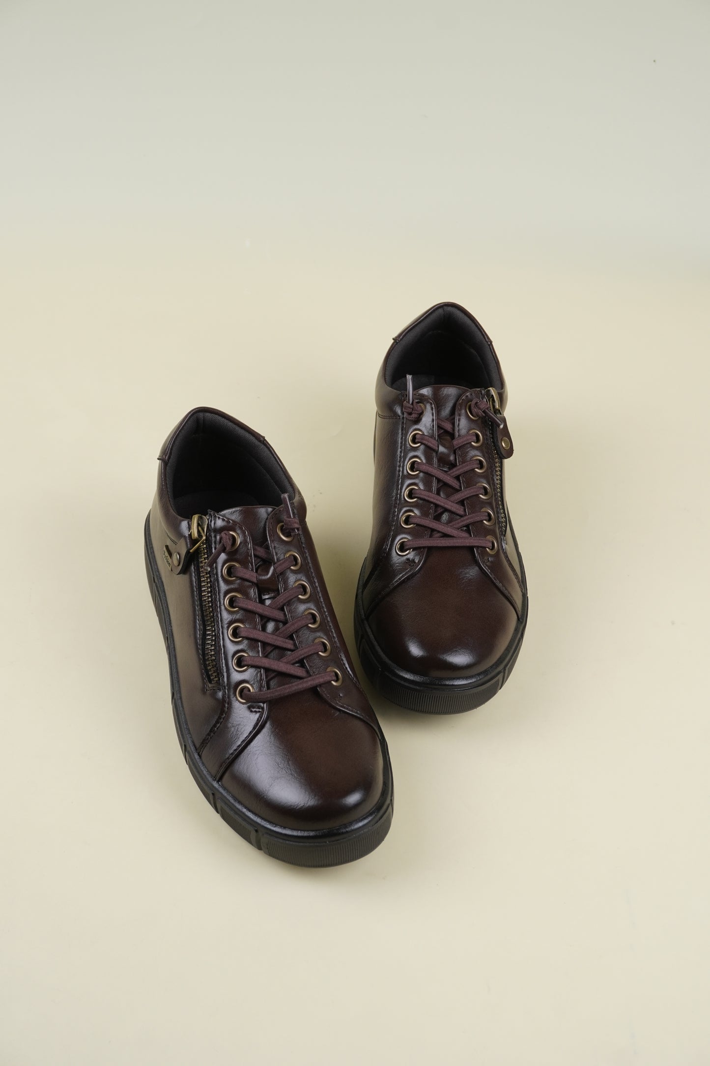 Comfort Y Slip-On Women's Shoes - Brown