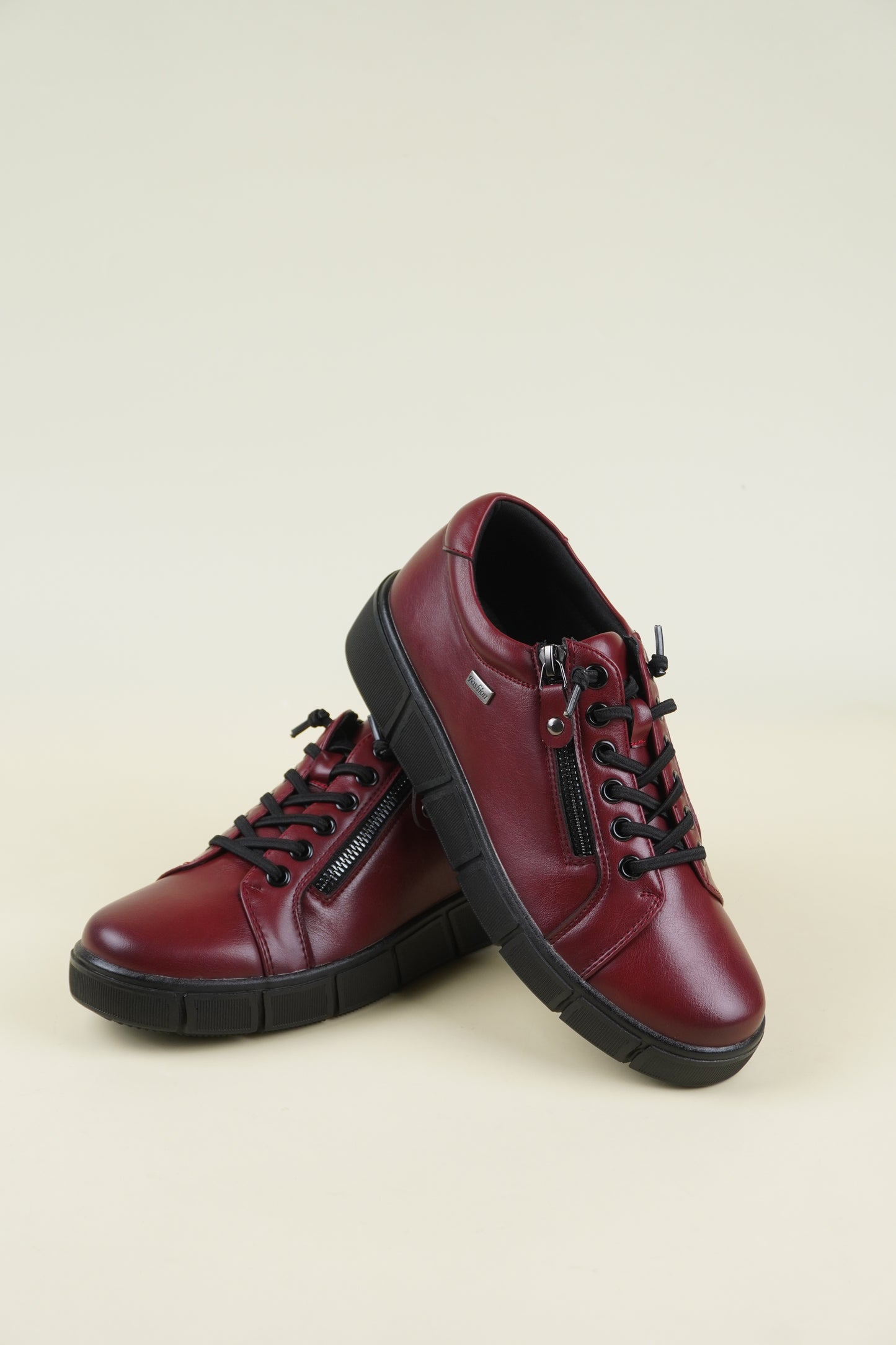 Comfort Y Slip-On Women's Shoes - Red