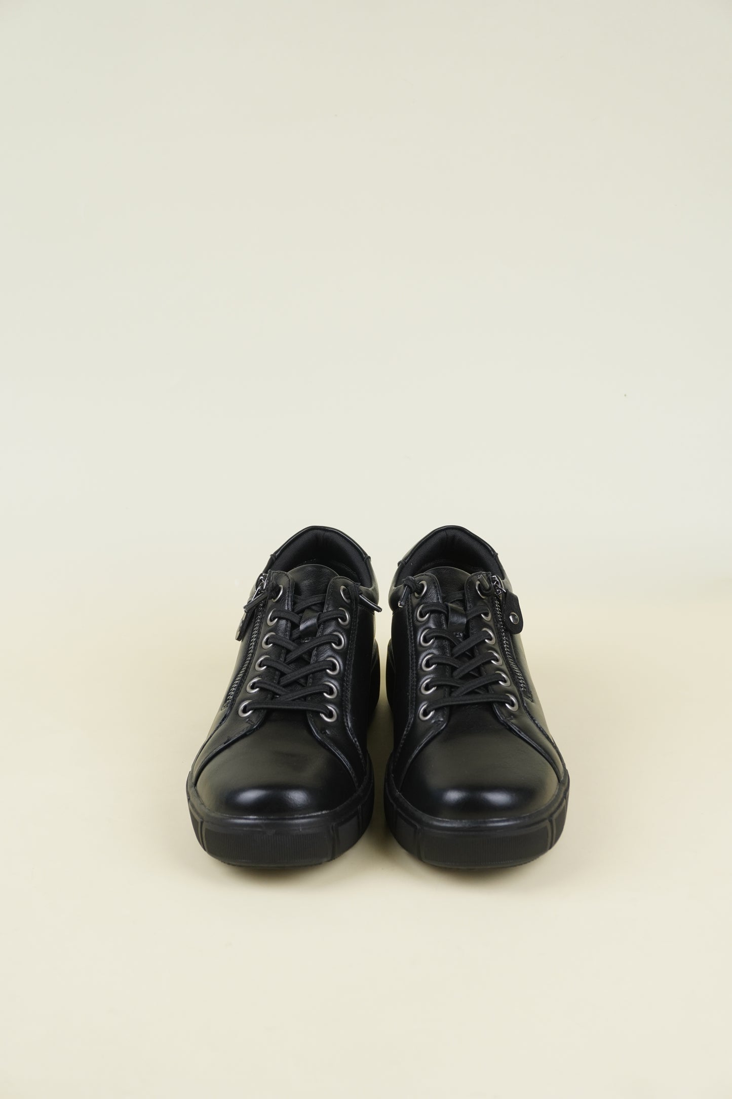 Comfort Y Slip-On Women's Shoes - Black