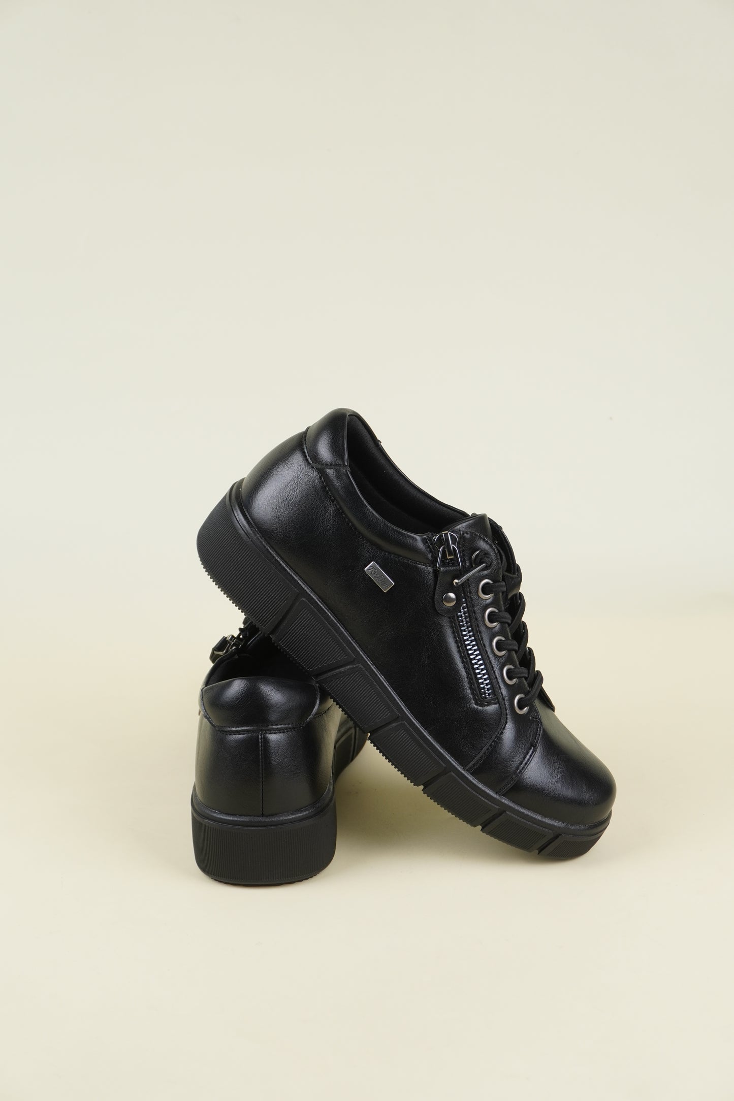 Comfort Y Slip-On Women's Shoes - Black