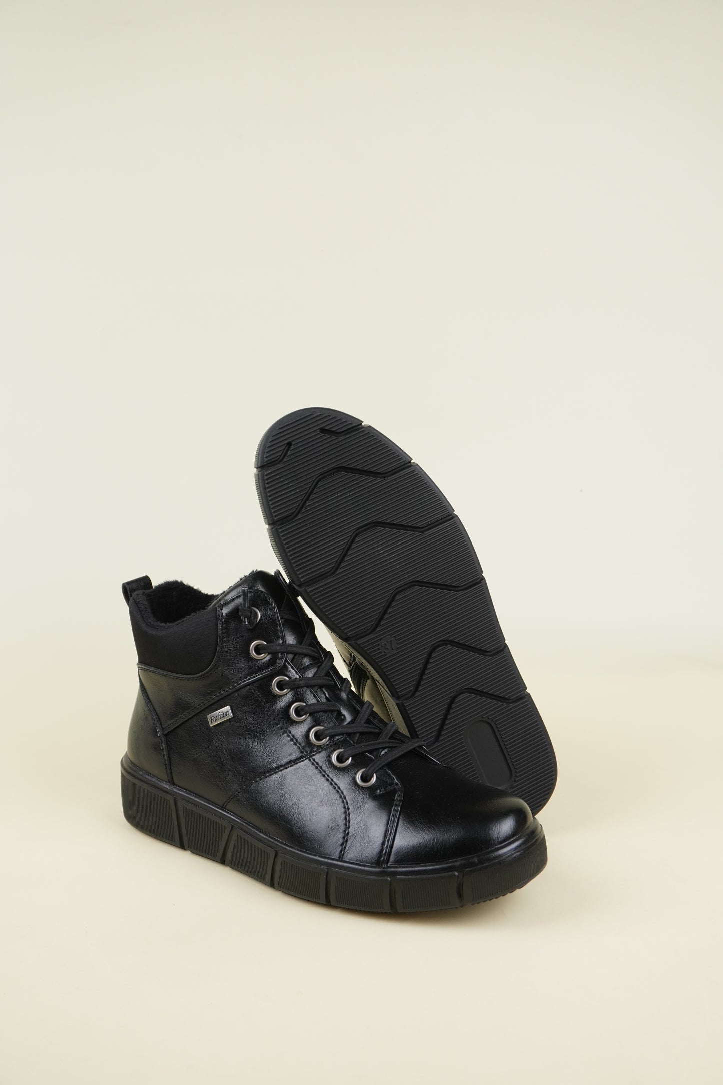 Comfort Y Women's Winter Shoes - Black
