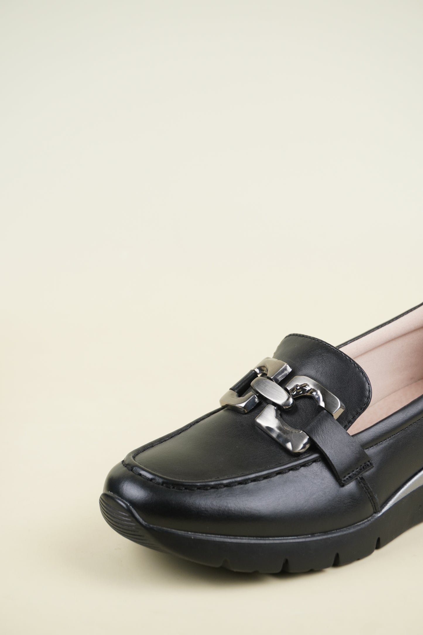 Ladies' Wedge Loafers - Black