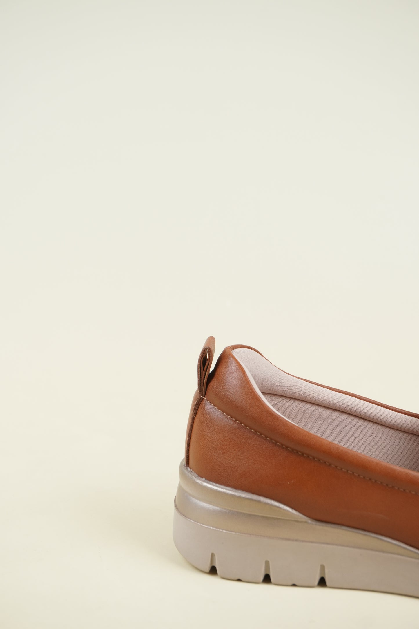 Ladies' Wedge Loafers - Camel