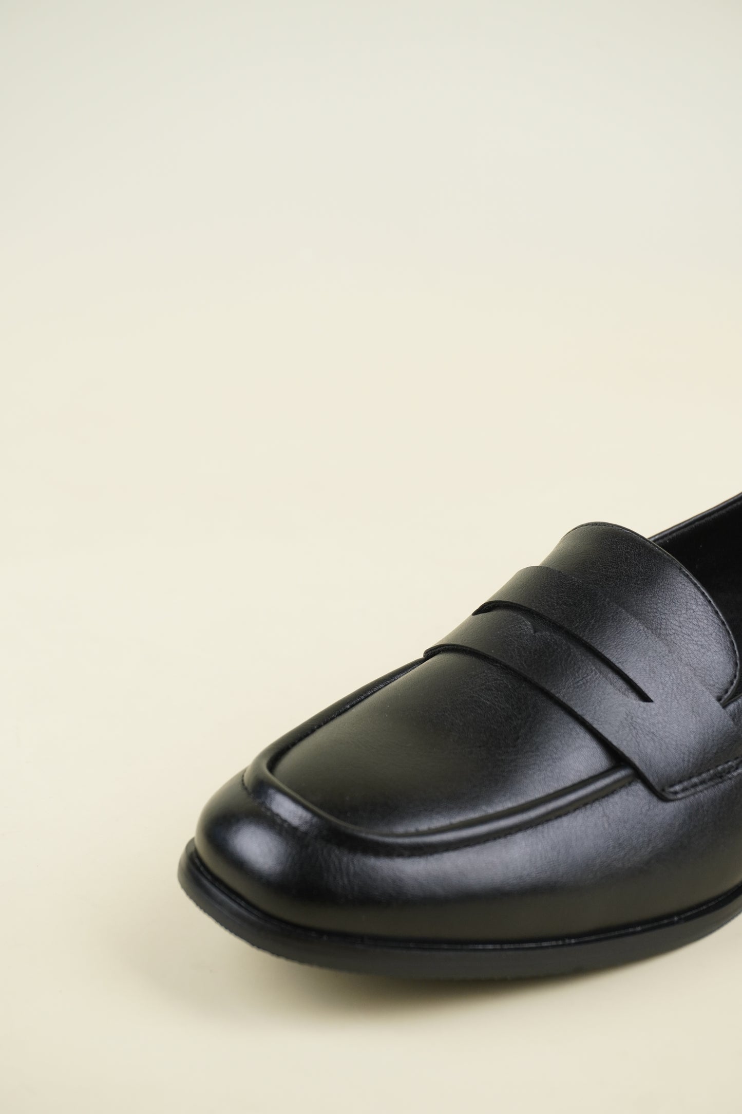 Women's Loafers - Black
