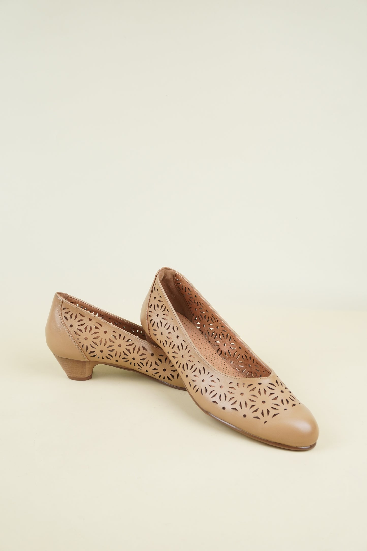 Ladies' Low Heel Pumps - Beige