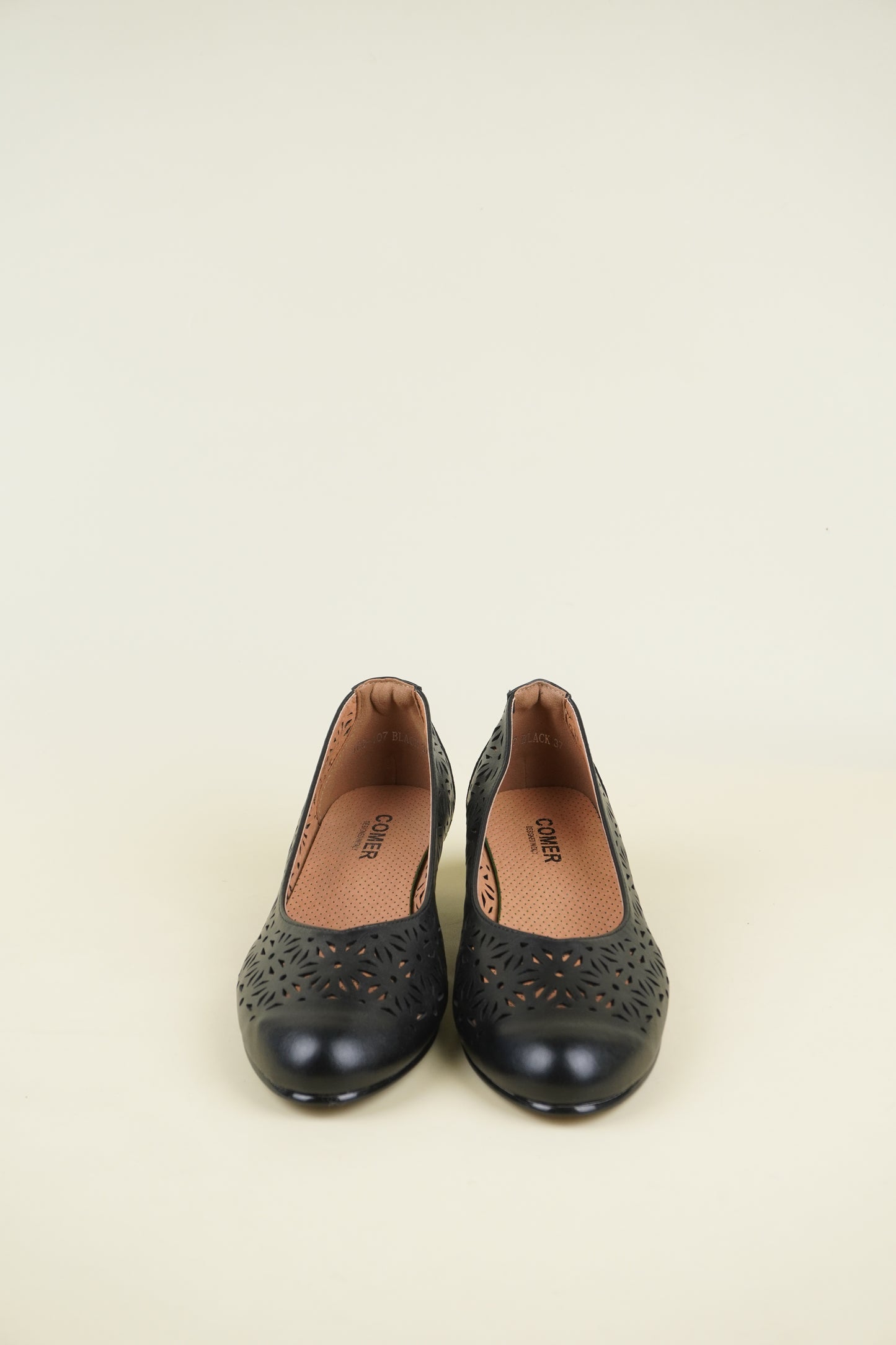Ladies' Low Heel Pumps - Black